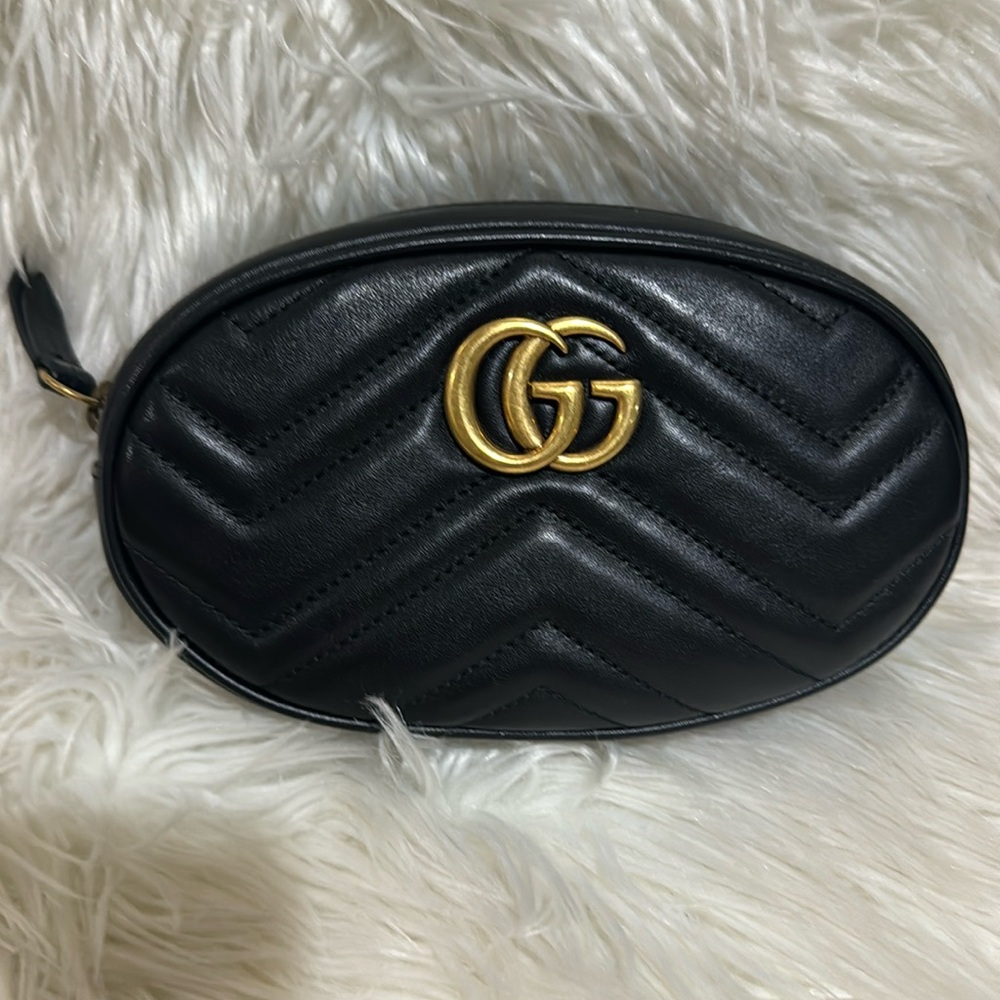 Gucci oval belt bag